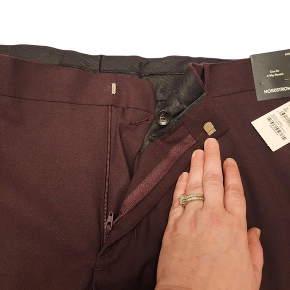 Nordstrom Mens Trim Fit 4 Way Stretch Burgundy Royal Dress Pants 38 NWT